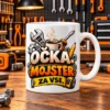 Skodelica »Očka – mojster za vse« na beli skodelici – ilustrativni prikaz